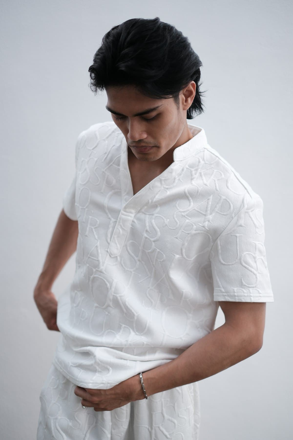 Barong Tagalog: History, Styles, How to Wear It, and Where to Buy
